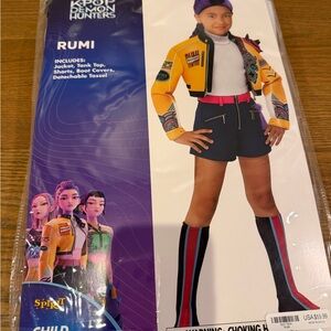 Spirit Halloween K-Pop Demon Hunters Rumi Child Costume Set